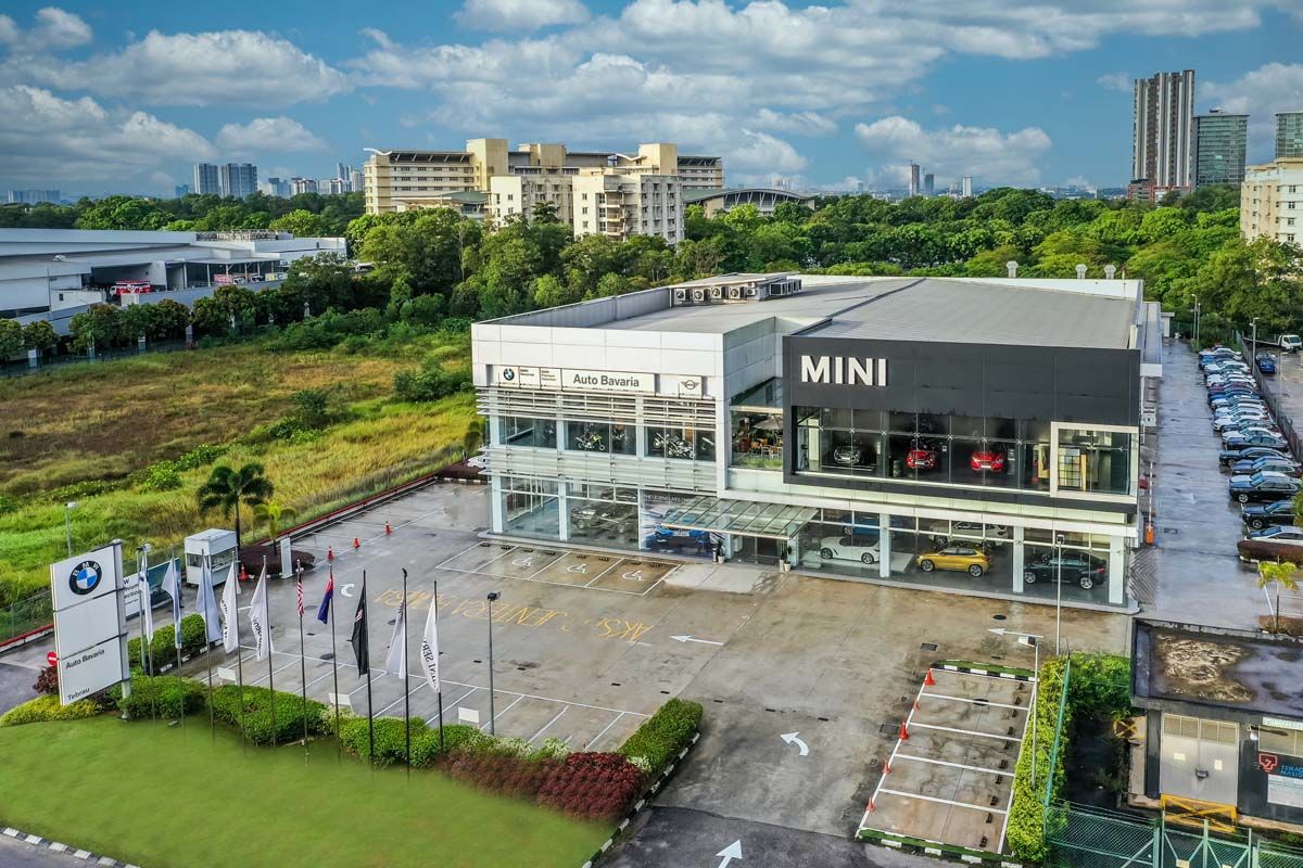 Auto Bavaria Tebrau.jpg